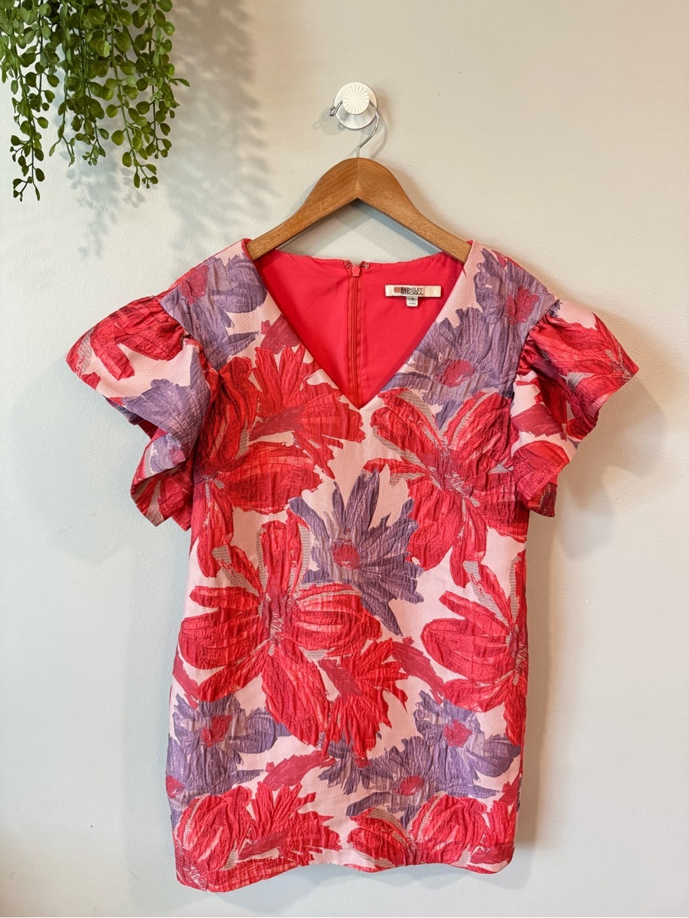 Badgley Mischka Pink Red & Purple Floral V-Neck Ruffle Sleeve Mini Dress